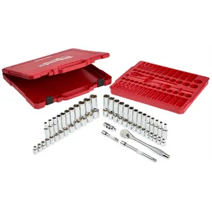 Milwaukee Electric Co. 56PC RATCHET & 1290838 