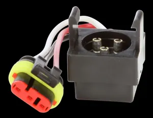 Truck-Lite ADAPTER PLUG 303642 